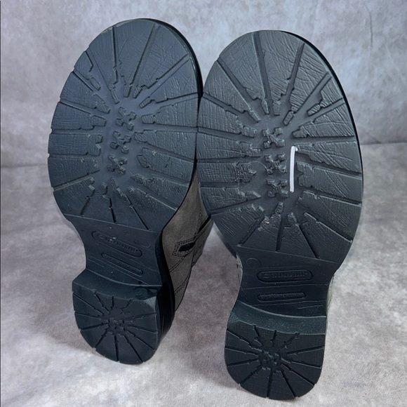 NWOT La Canadienne Gavan US 6 1/2 Gray Suede Waterproof Ankle Boot - Picture 8 of 12